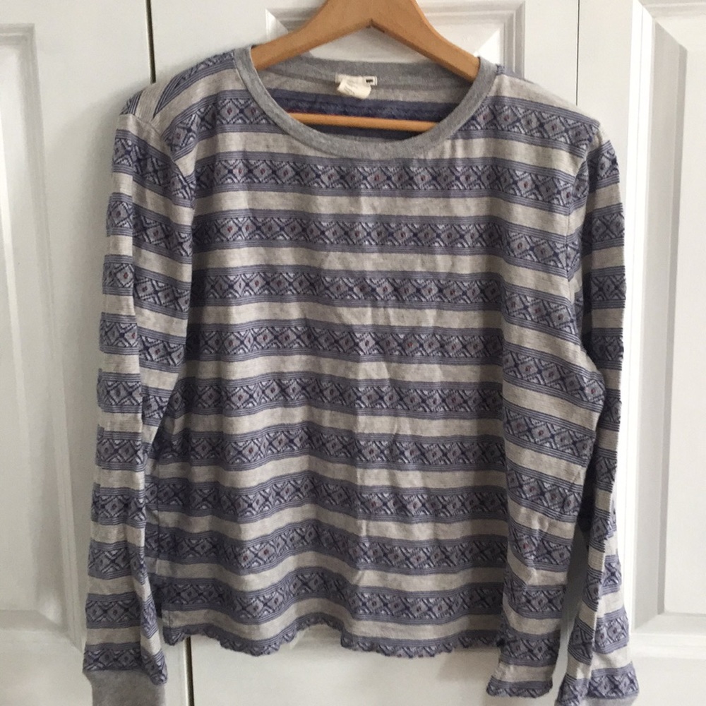 Levi’s long sleeve shirt